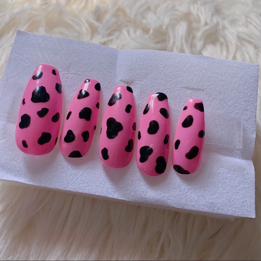 Handmade VSCO Hot Pink Cow Print Press On Nails - Picture 3 of 5